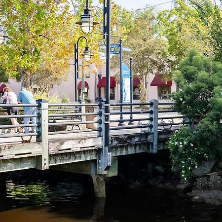Riverwalk 118 - River & Battleship Views ウィルミントン エクステリア 写真