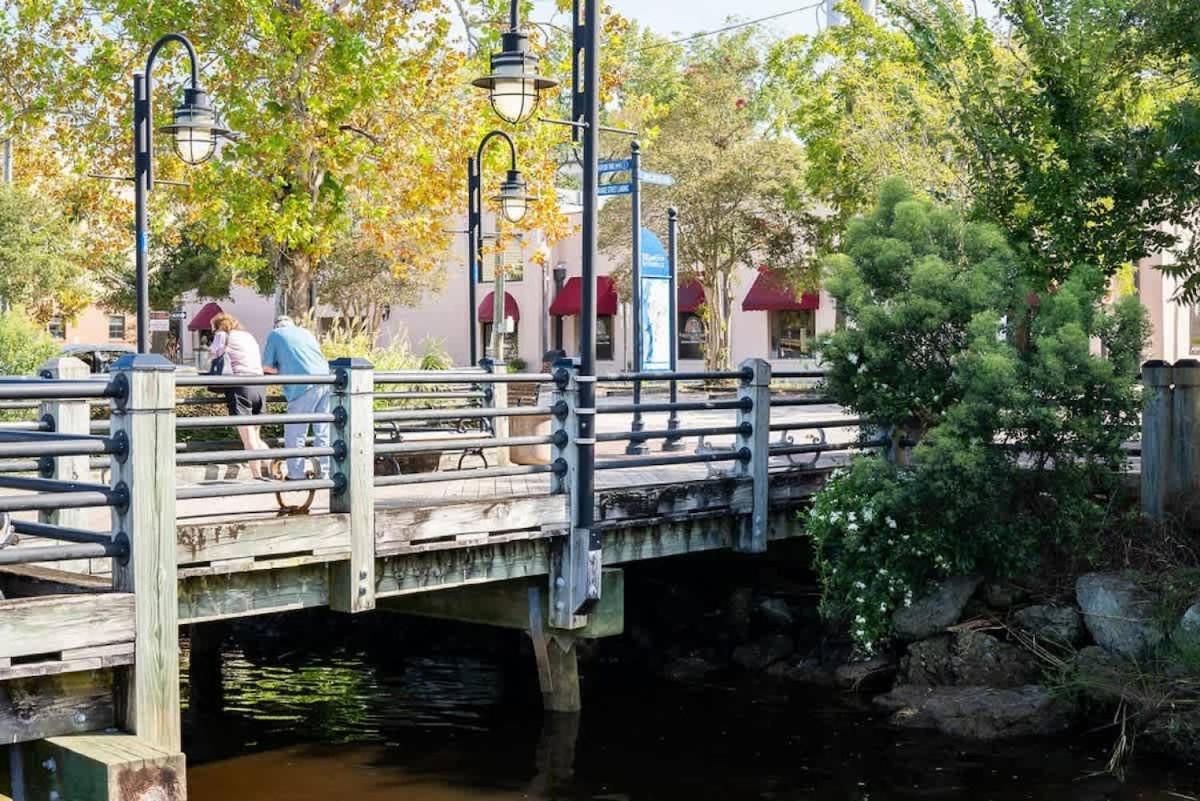 Riverwalk 118 - River & Battleship Views ウィルミントン エクステリア 写真